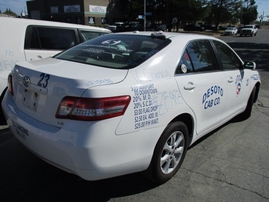 2011 TOYOTA CAMRY LE WHITE 2.5L 2WD 4DR Z15983